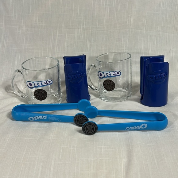 Oreo Ultimate Dunking Glass Mug Set with Blue Dunking Tools and “Cookie Cage” - Picture 2 of 5